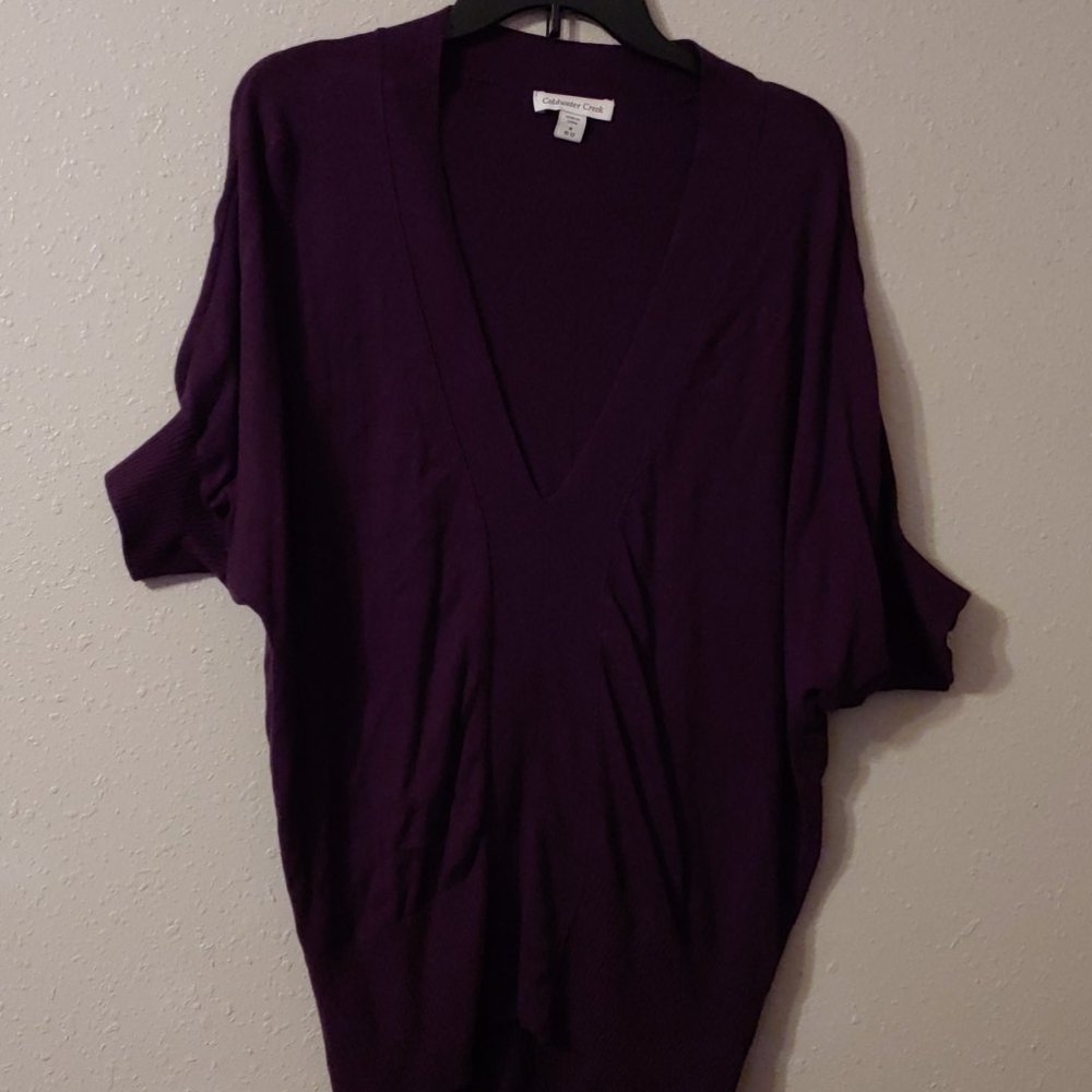 Lightweight short sleeve sweater